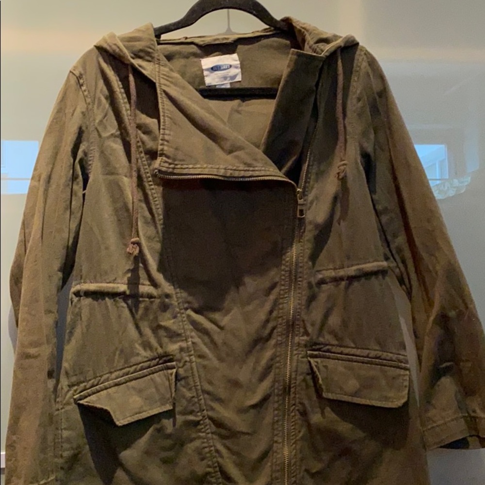 Hooded Army Green Jacket with adjustable waist